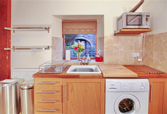 The Barn - Kitchen Sink & Washing Machine